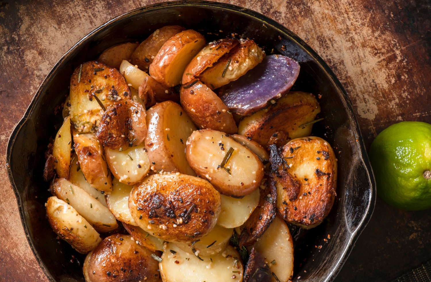 7 Formas fáciles y ricas de hacer papas al horno
