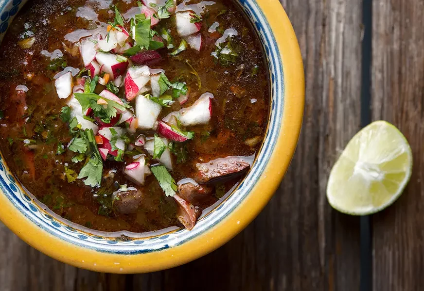 Chocolomo: qué es y cómo preparar este puchero tradicional Maya