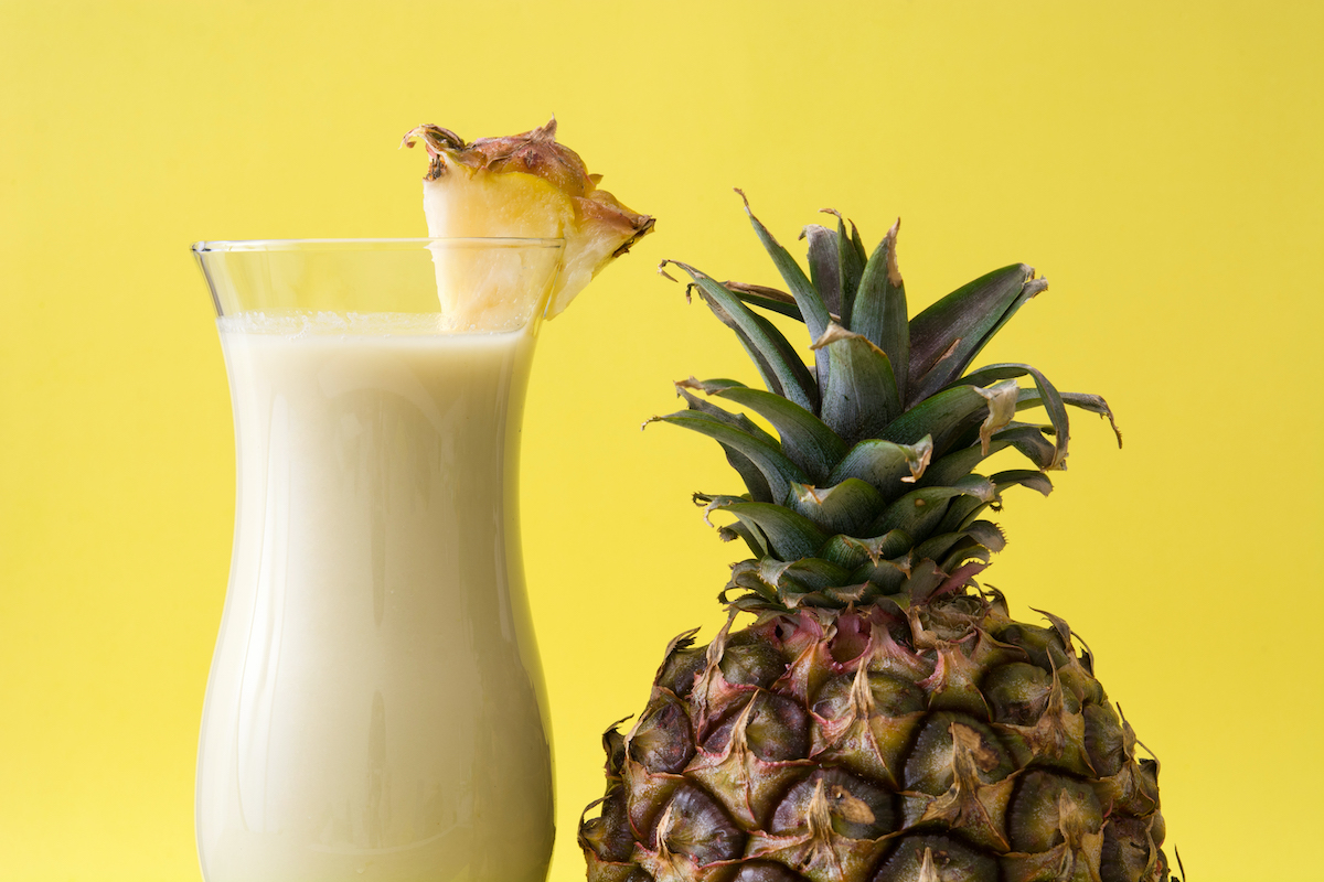 Piña colada con alcohol: cómo hacer el cóctel veraniego por excelencia