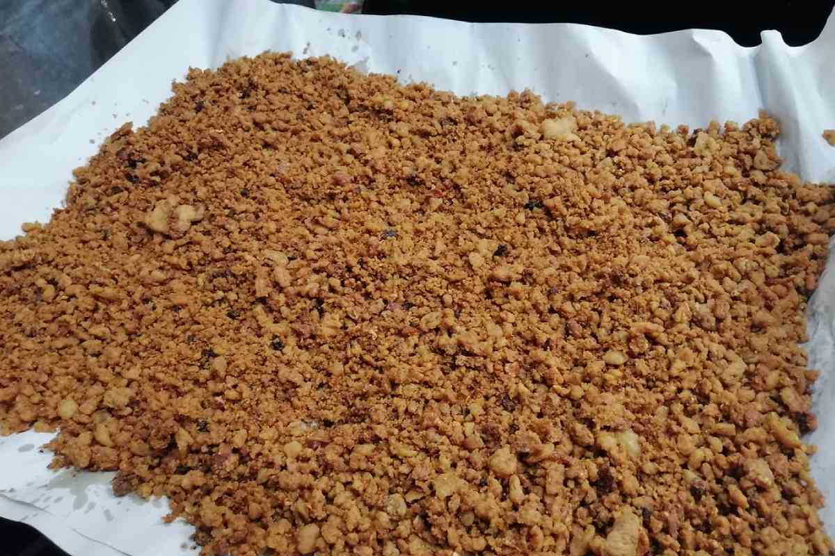 Tlalitos recién salidos del cazo de carnitas.