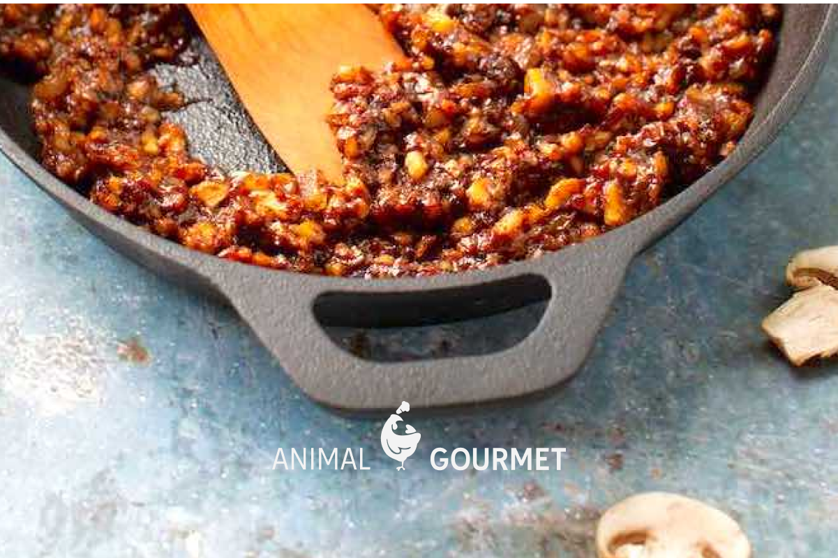 Cómo hacer chorizo de champiñones, una alternativa vegetal fácil