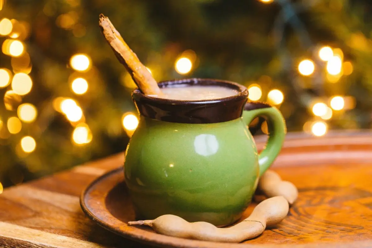 Atole de tamarindo para el frío, dulcecito y muy sabroso