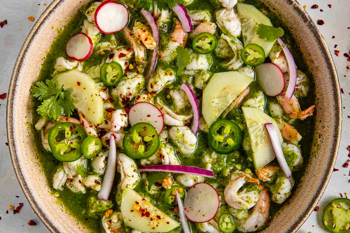 Cómo hacer aguachile verde y qué efecto tiene el jugo de limón en pescados y mariscos