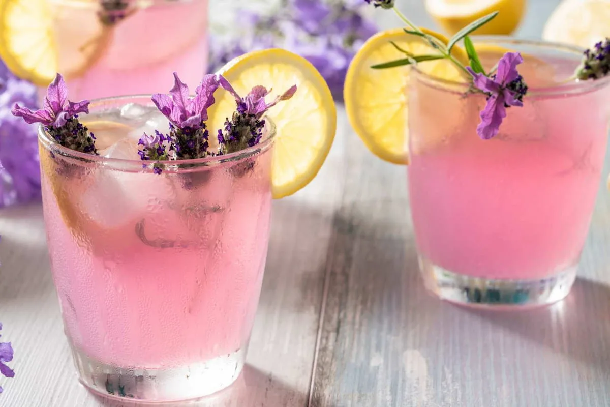 la mejor agua fresca con flores, agua de lavanda