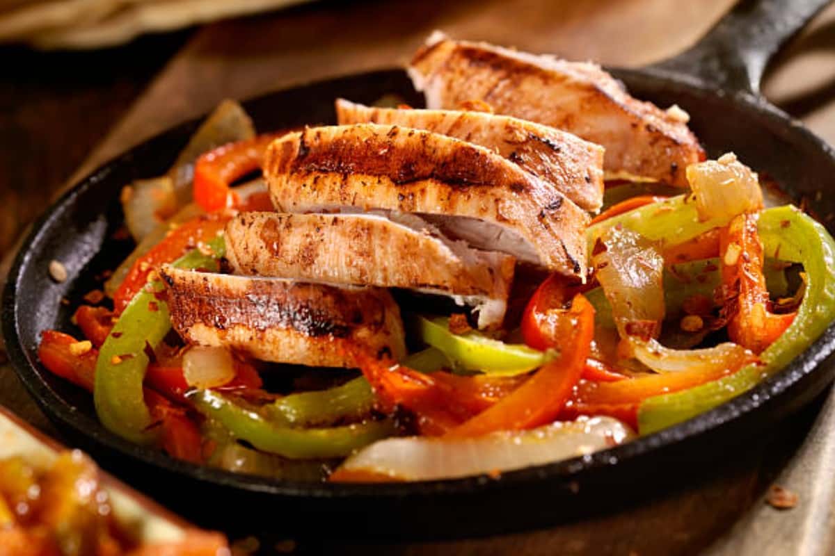 Prepara fajitas de pollo en 15 minutos