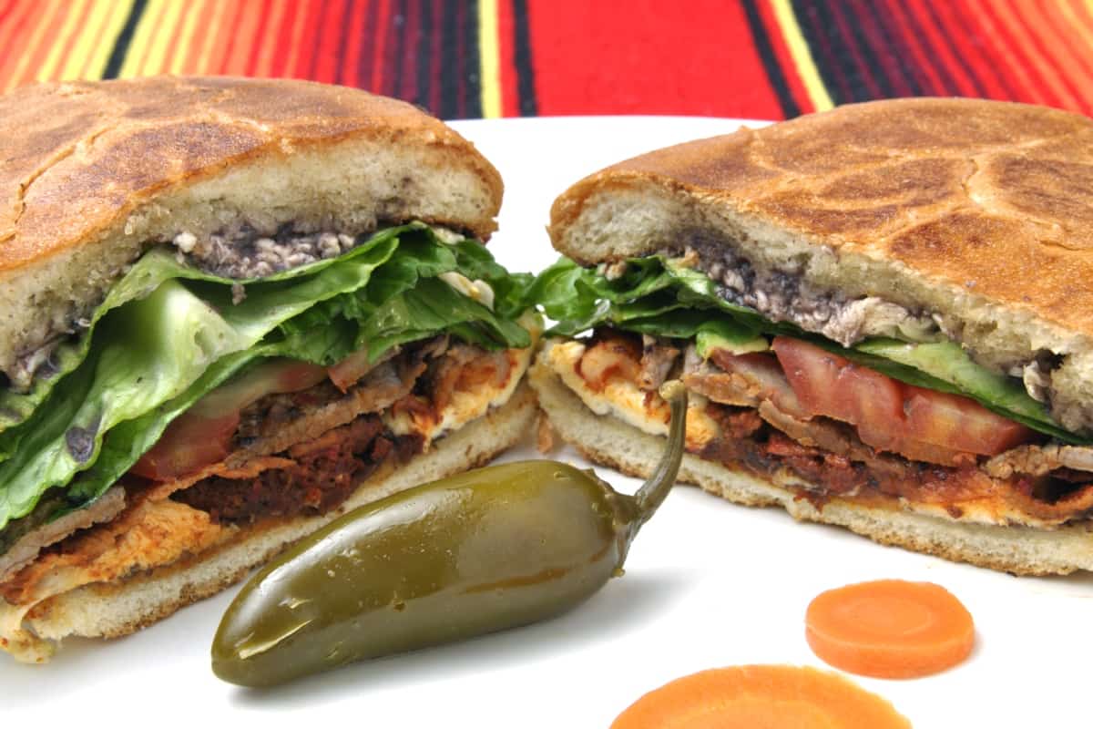 Los lugares con las tortas más grandes y más ricas de la CDMX