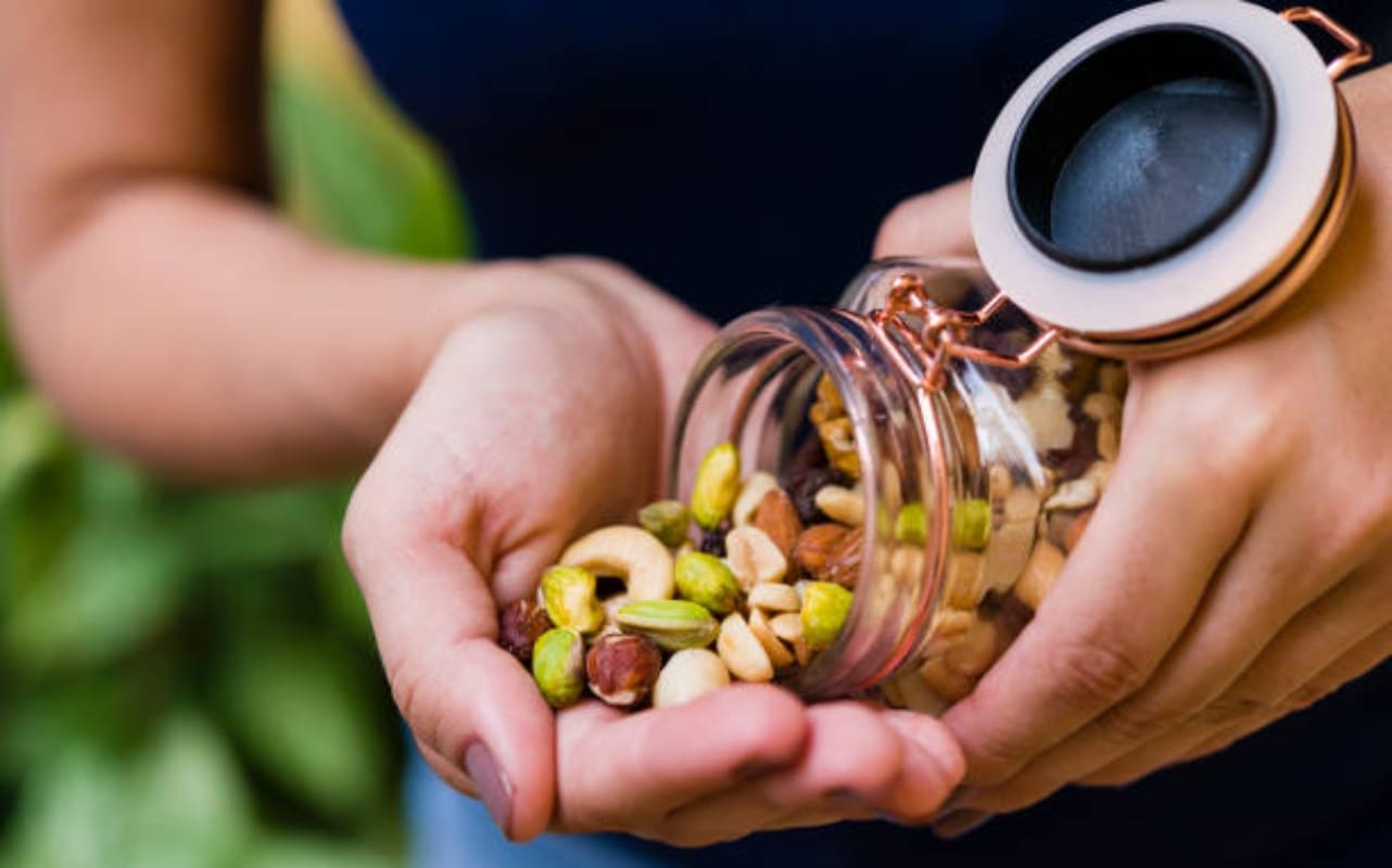 5 Recetas de Snacks Saludables para el Antojo del Día