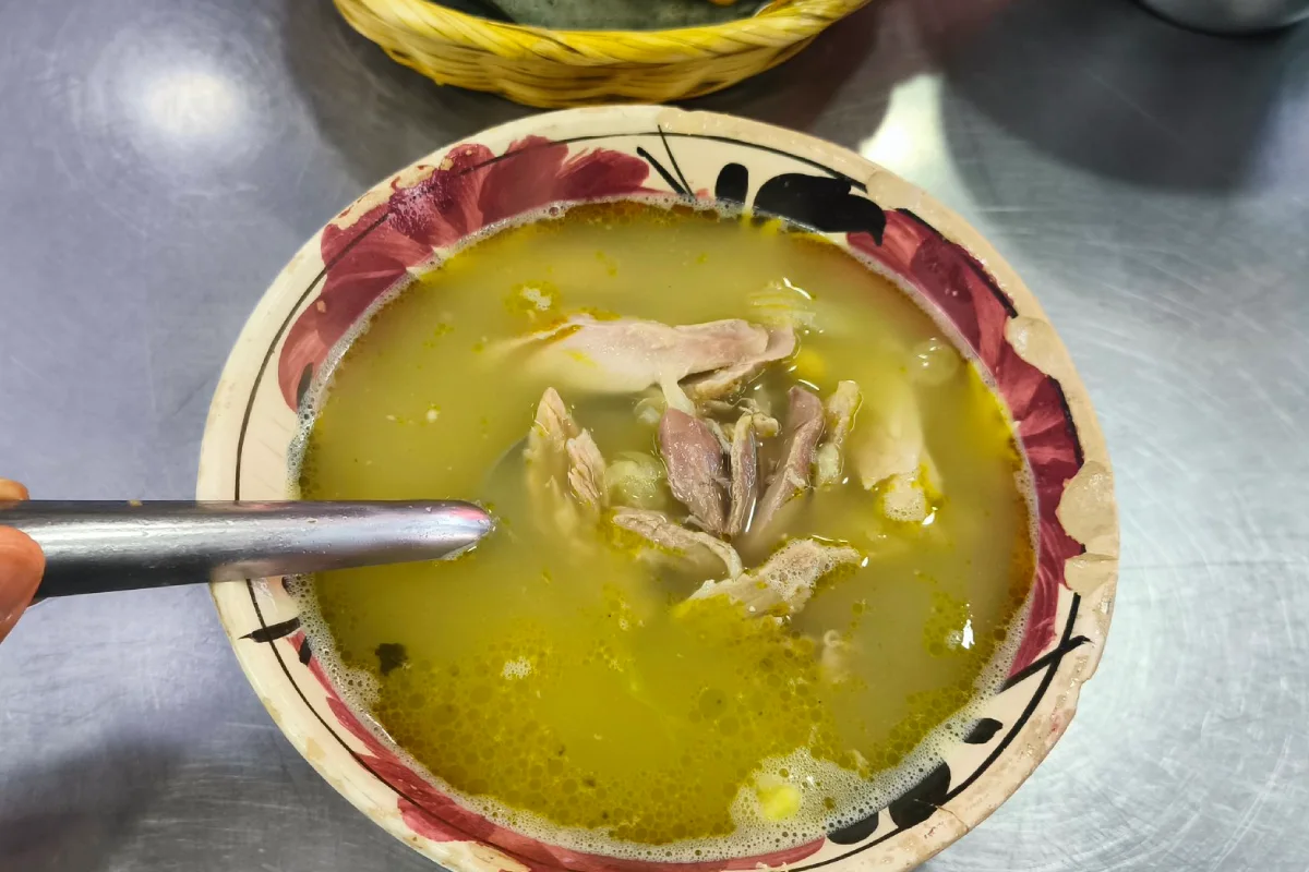 Guía de Recomendación: Lugares con Buenos Caldos de Gallina en CDMX