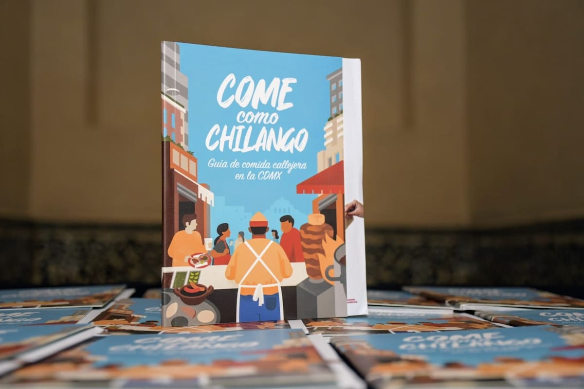 Guía de comida callejera creada por la CDMX, descárgala y arma el tour