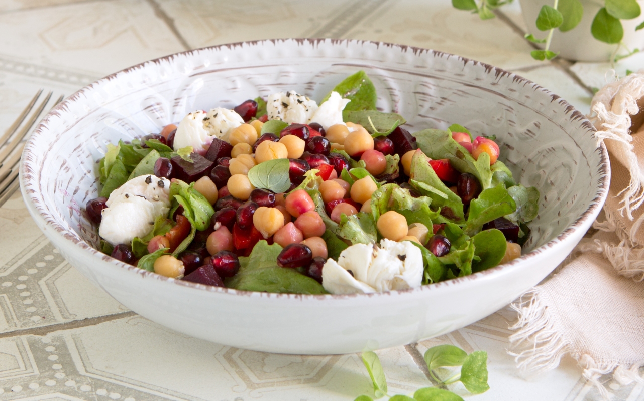 5 Ensaladas Económicas y Fáciles para Prepararlas en Cualquier Ocasión