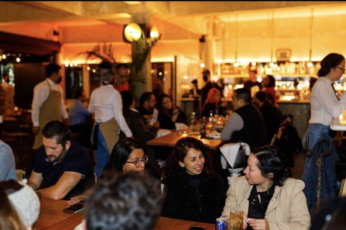 Noches de Culto y los 100 años de la Ensalada César