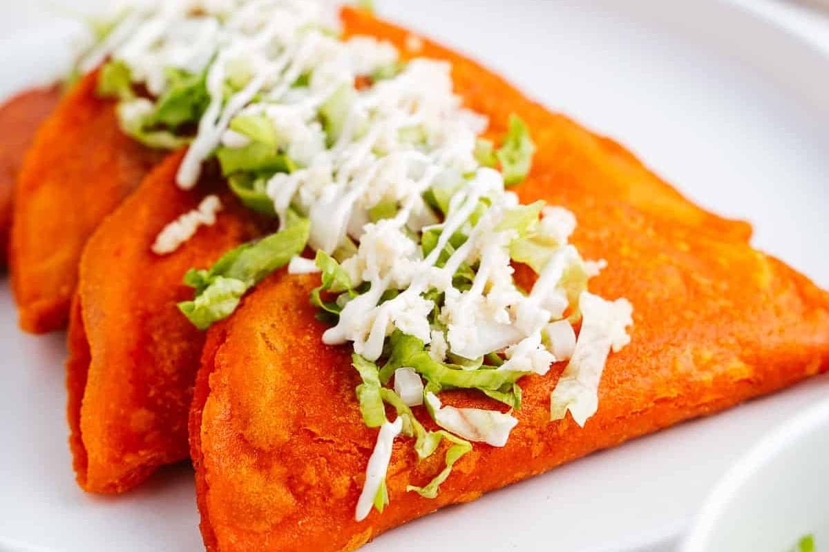 Cámbiale a las enchiladas tradicionales y prepara esta receta de enchiladas potosinas
