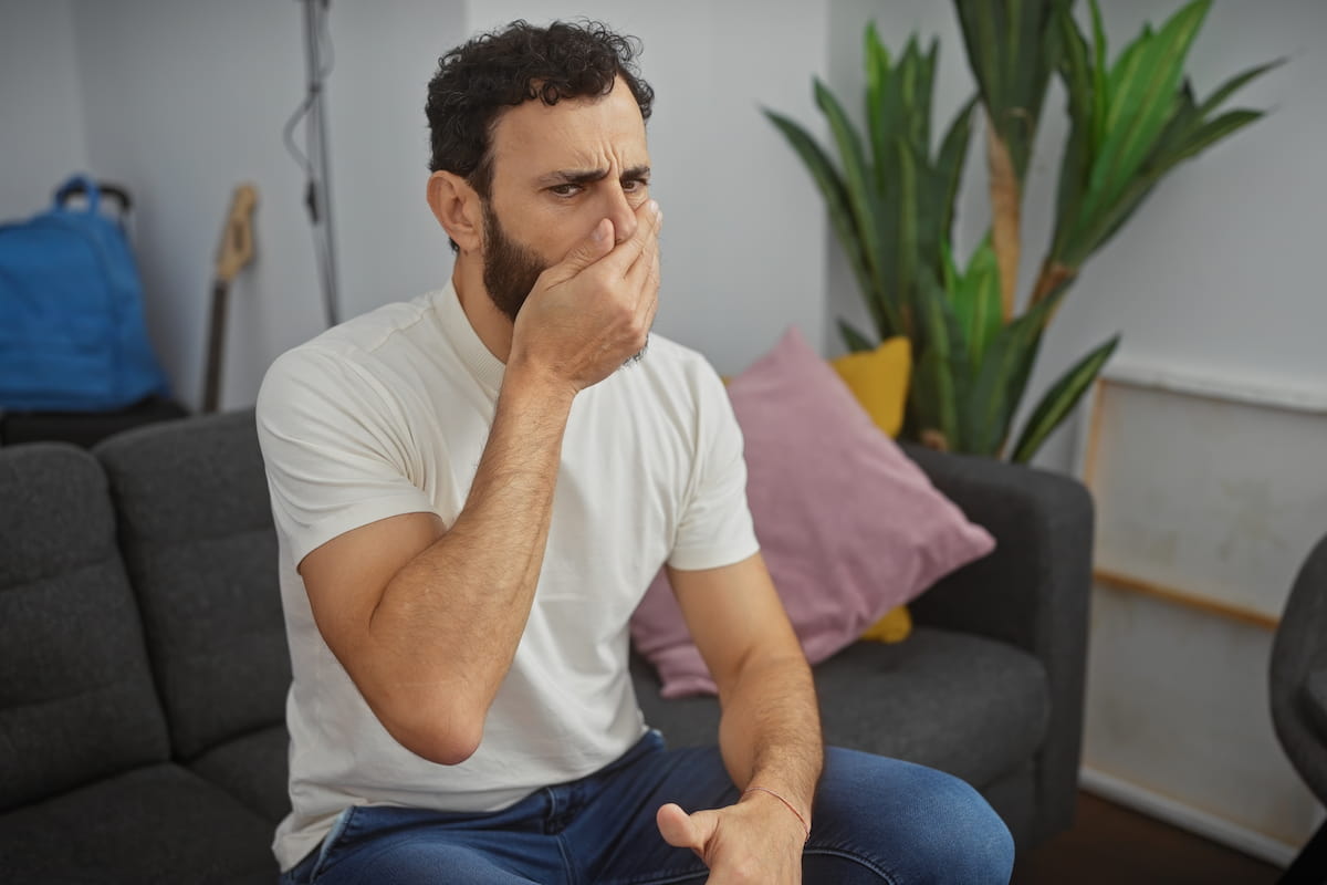 deja de tirarte tantos gases con esta solución práctica, un remedio casero infalible
