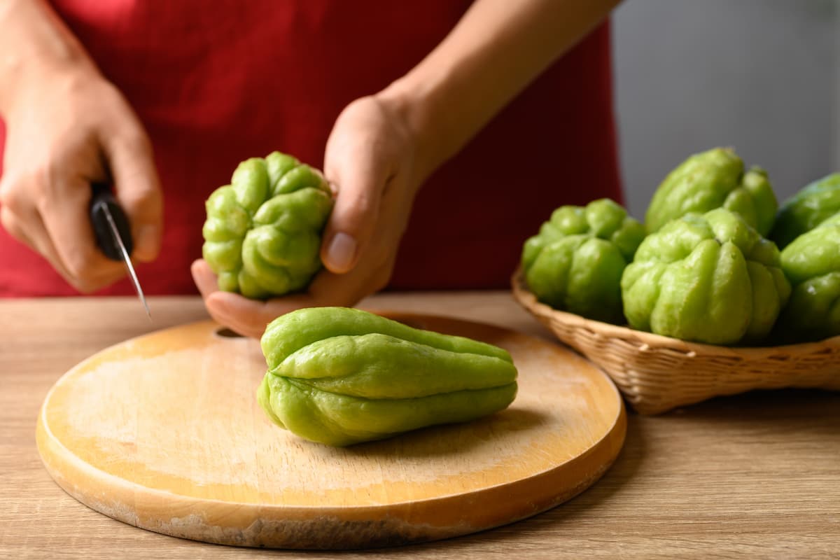Trucos para quitar los pegajoso del chayote, Ya no más manos raposas
