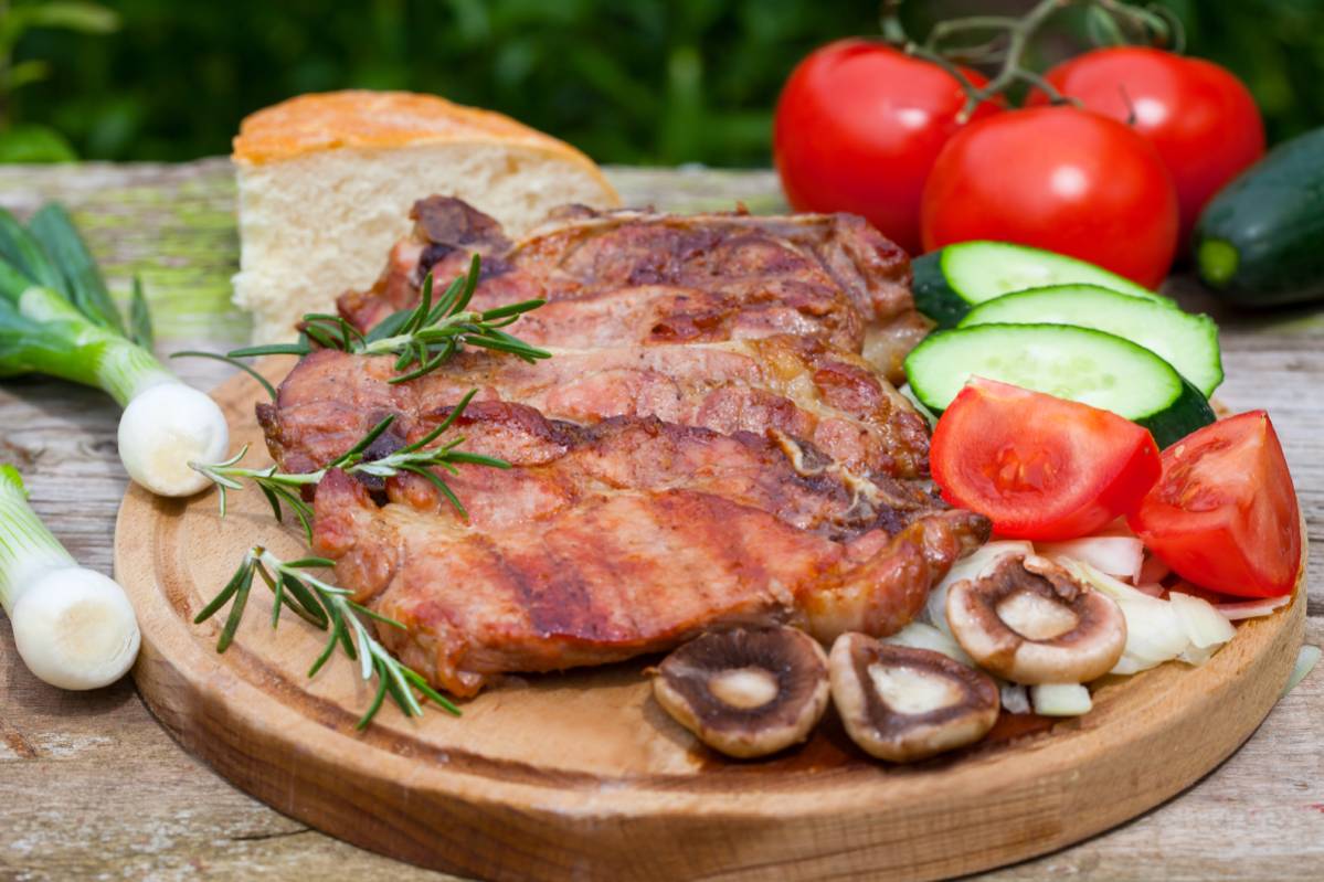 Ideas de recetas sencillas para preparar unas buenas chuletas de cerdo ahumadas
