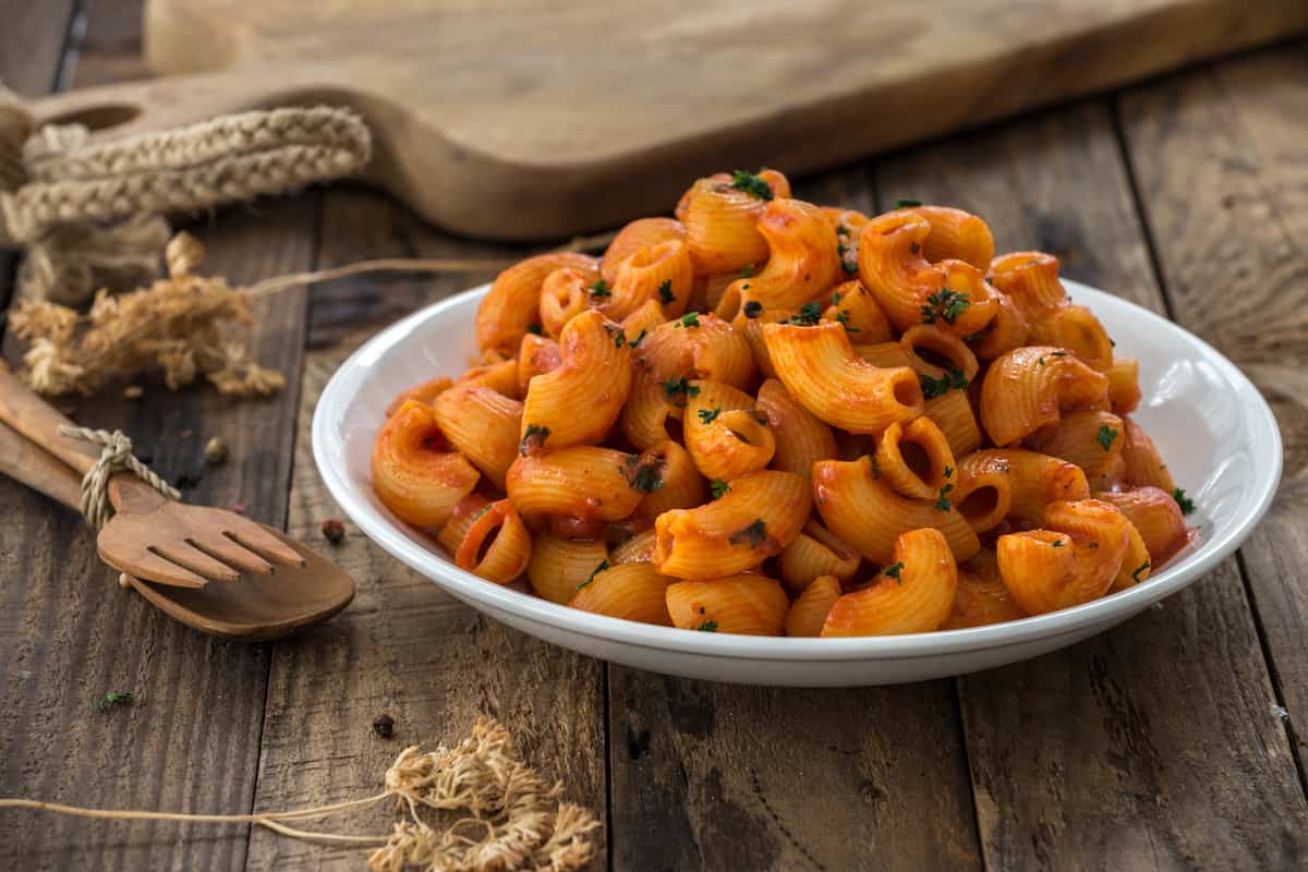 receta de macarrones con queso y tomate