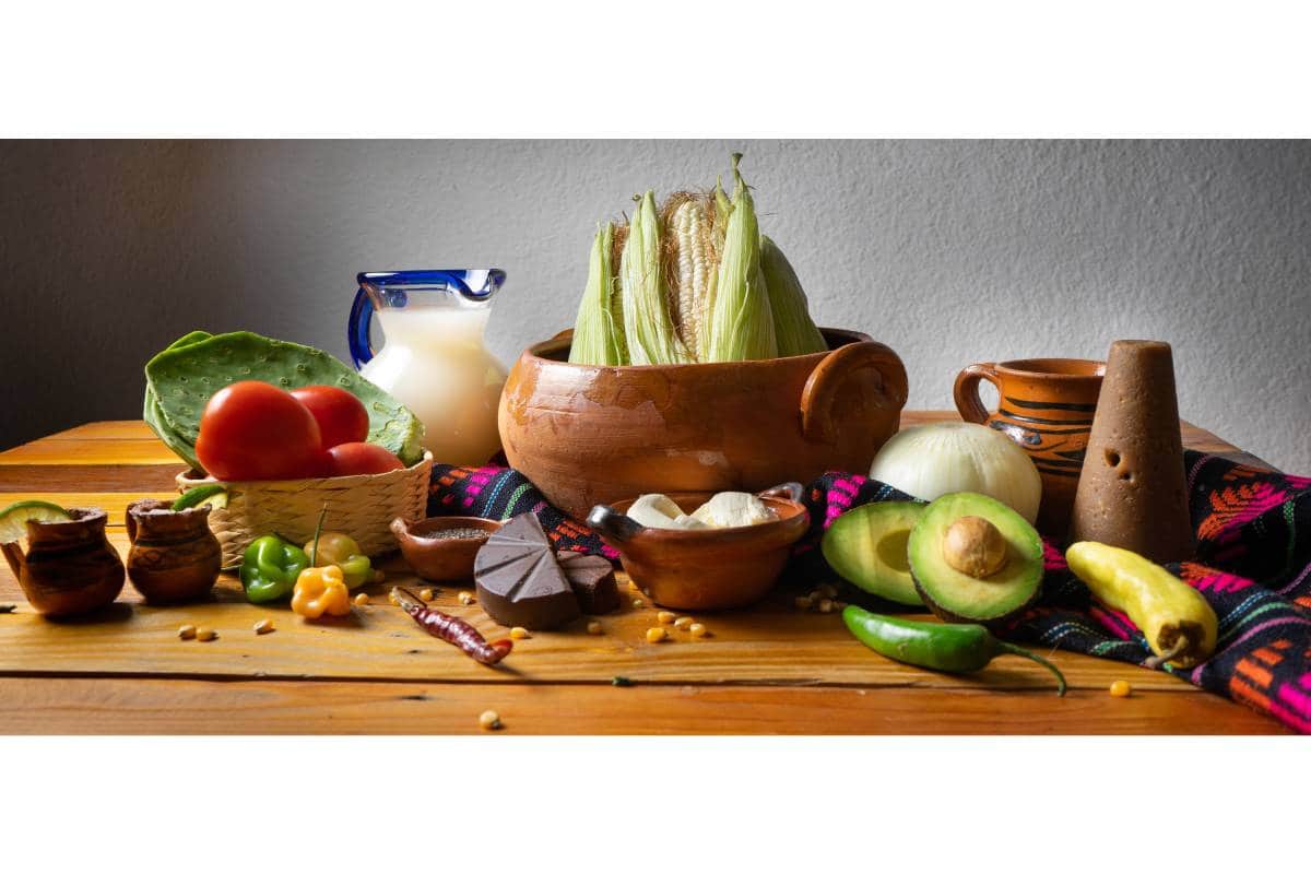 10 alimentos prehispánicos de México que seguimos consumiendo en la actualidad, ¡algunos ingredientes te sorprenderán!