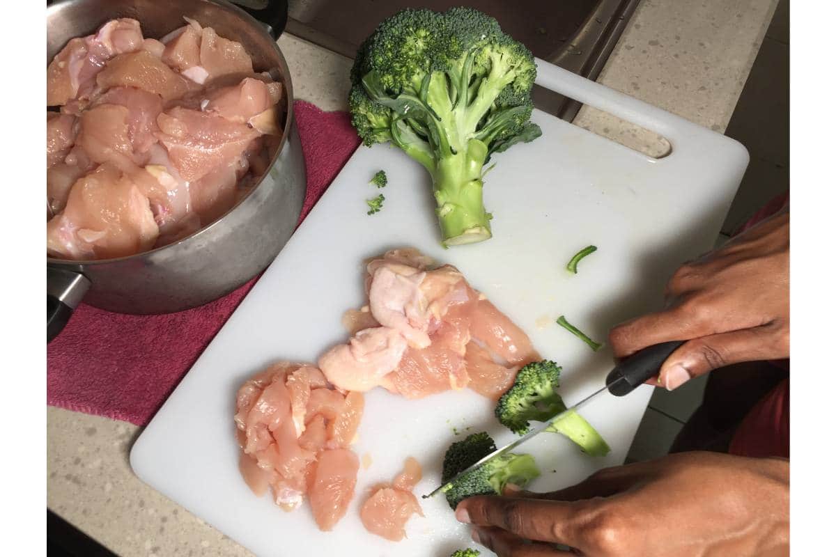 10 errores de higiene en la cocina que ponen en riesgo tu salud ¡Evítalos!