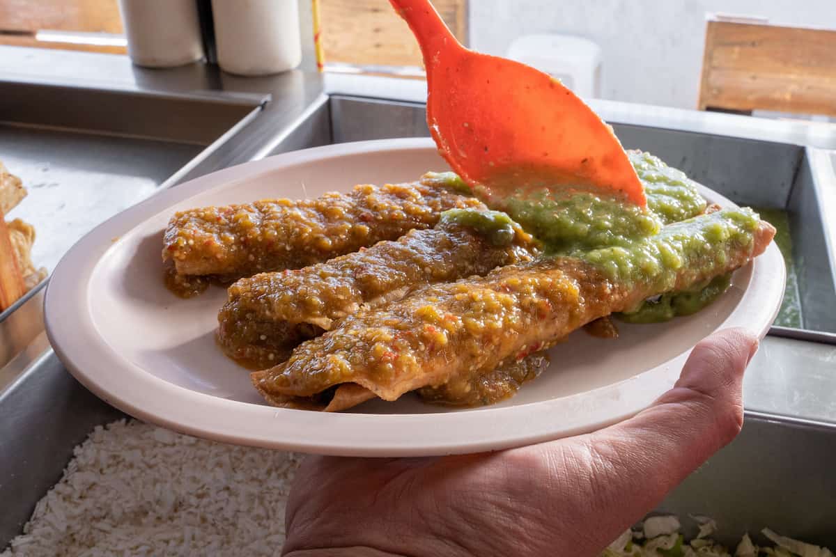 Santas Garnachas: serie de Netflix que explora la comida callejera de México