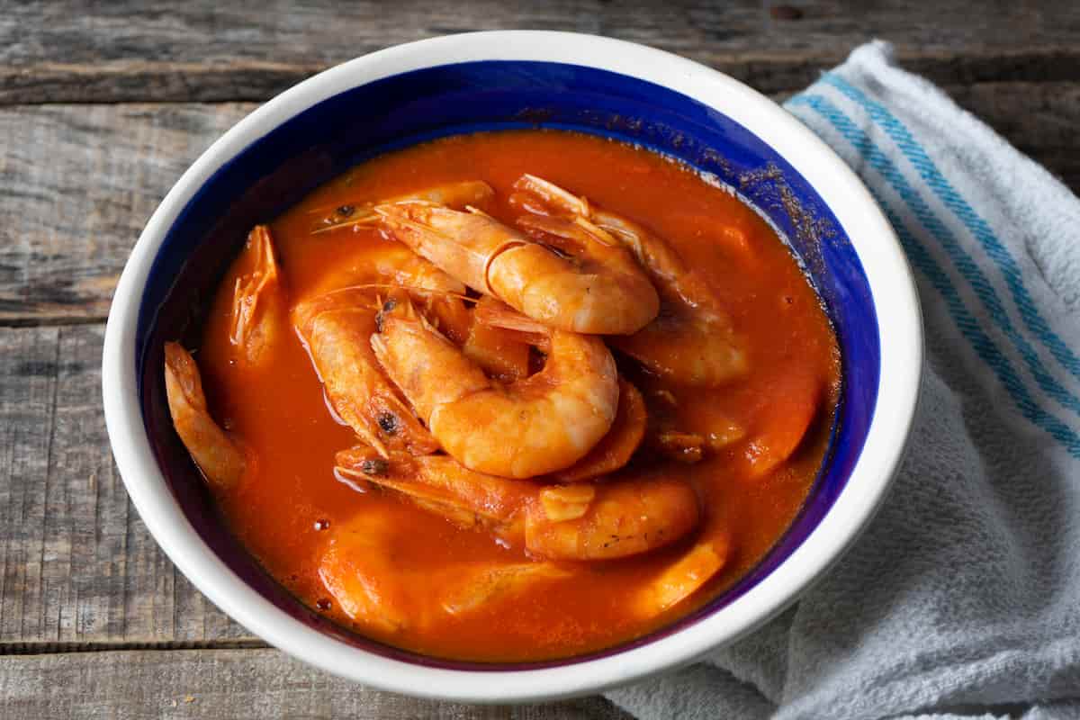 Este es el secreto para hacer el mejor caldo de camarón en el mundo