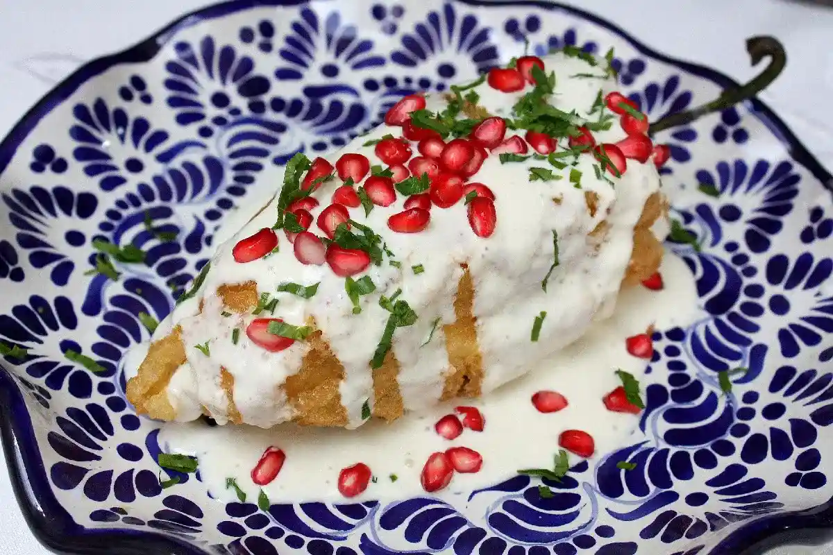 Dónde comer chiles en nogada en CDMX este 2025, precios y hasta lo que los hace especiales