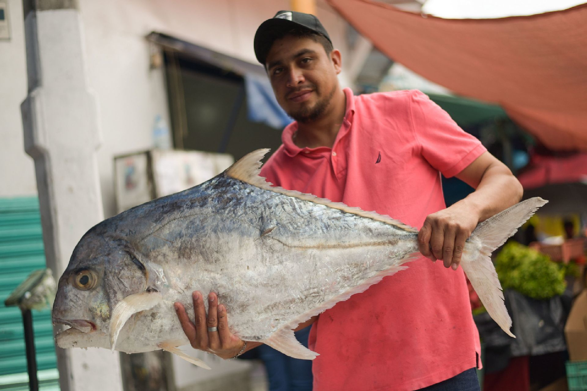 Échate un clavado en los sabores de la Feria del Marisco 2025