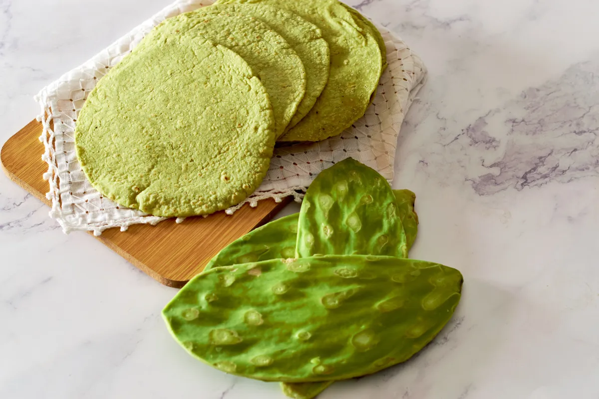 ¿Cómo hacer tortillas de nopal? La mejor receta para darle otro sabor a tus taquitos