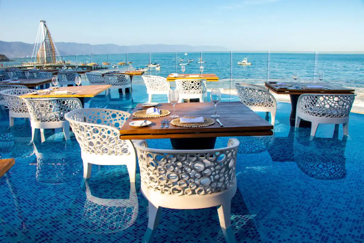 3 lugares en Puerto Vallarta con vista al mar que debes visitar si quieres comer delicioso