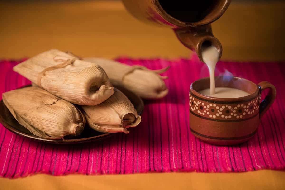 Desde galleta hasta cajeta: 7 recetas de atoles mexicanos tradicionales