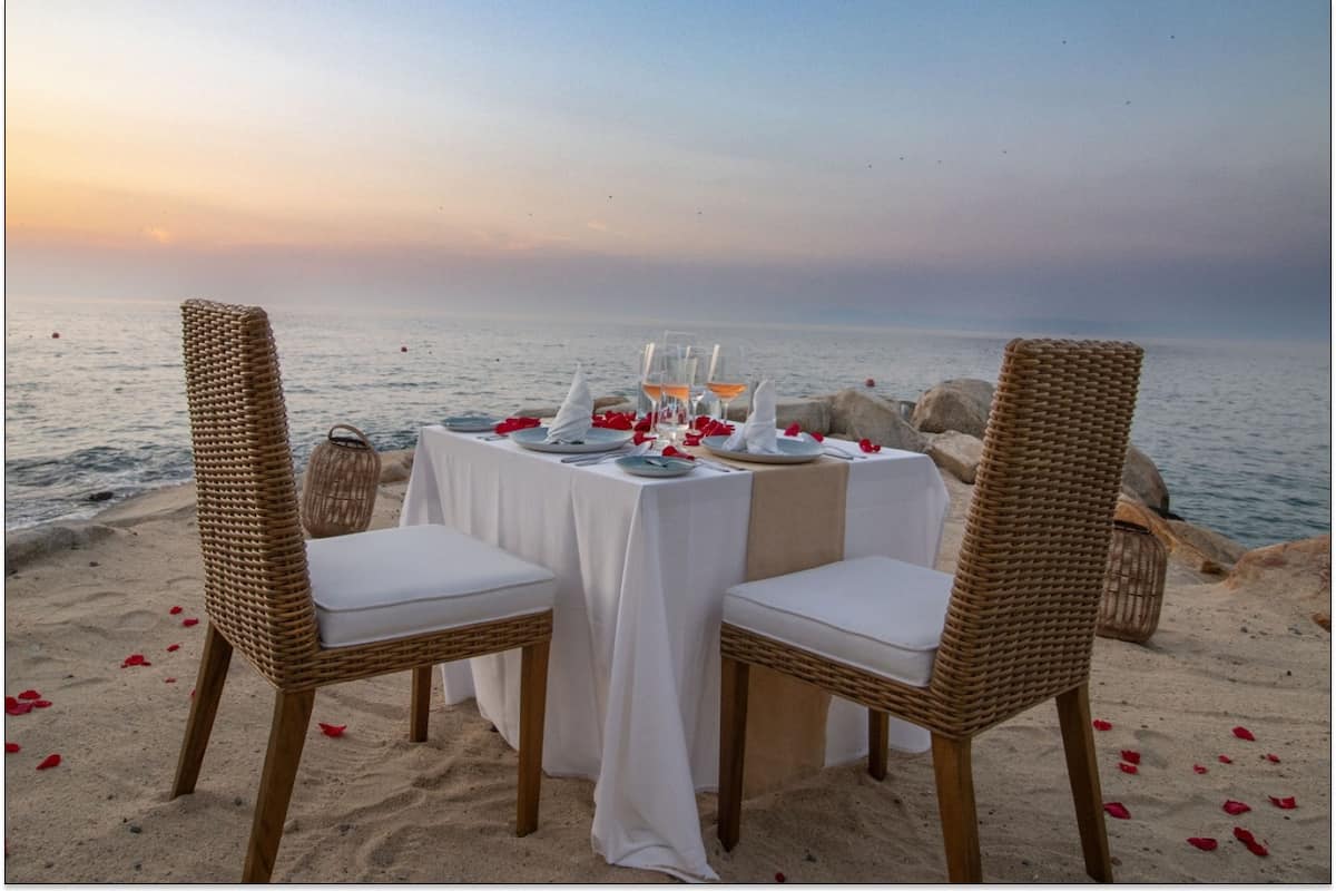 Descubre dónde comer en Puerto Vallarta para disfrutar los más bellos atardeceres