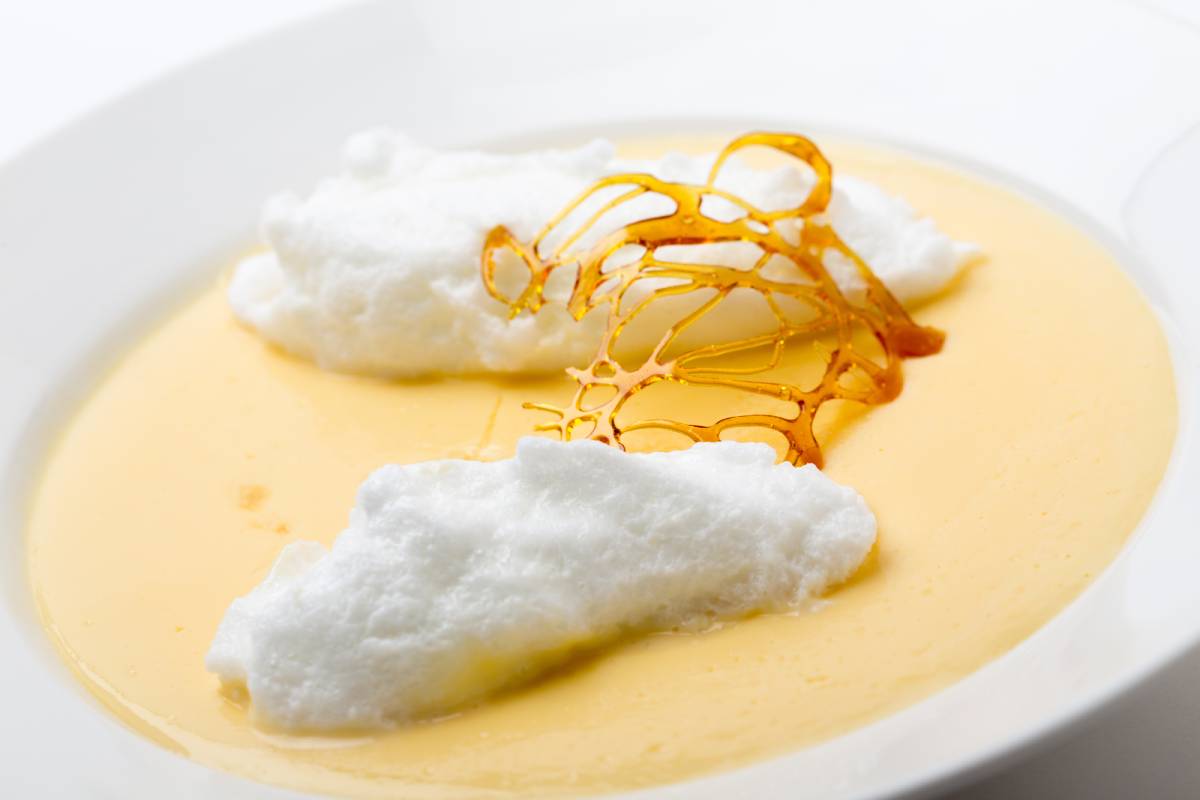 Huevos Moles: Descubre el Postre de Yemas receta por Sor Juana Inés de la Cruz