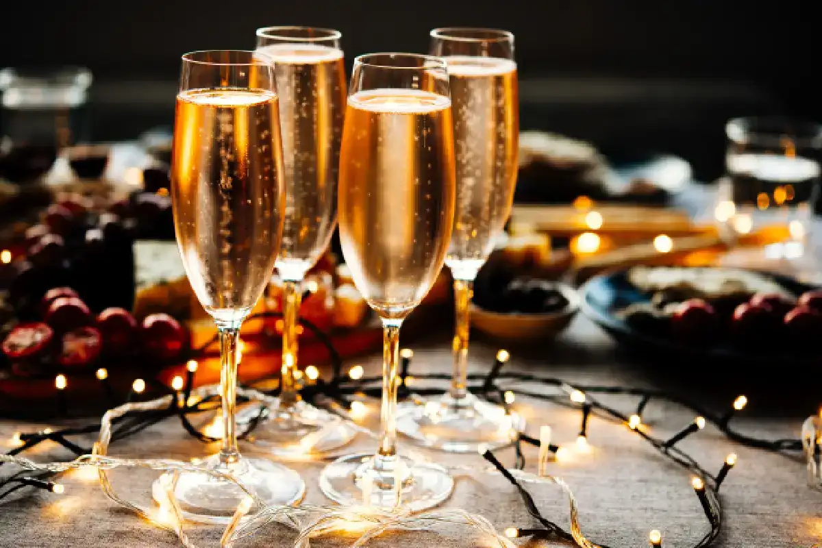 Champaña, espumoso o sidra para brindar, ¿cuál es la favorita?