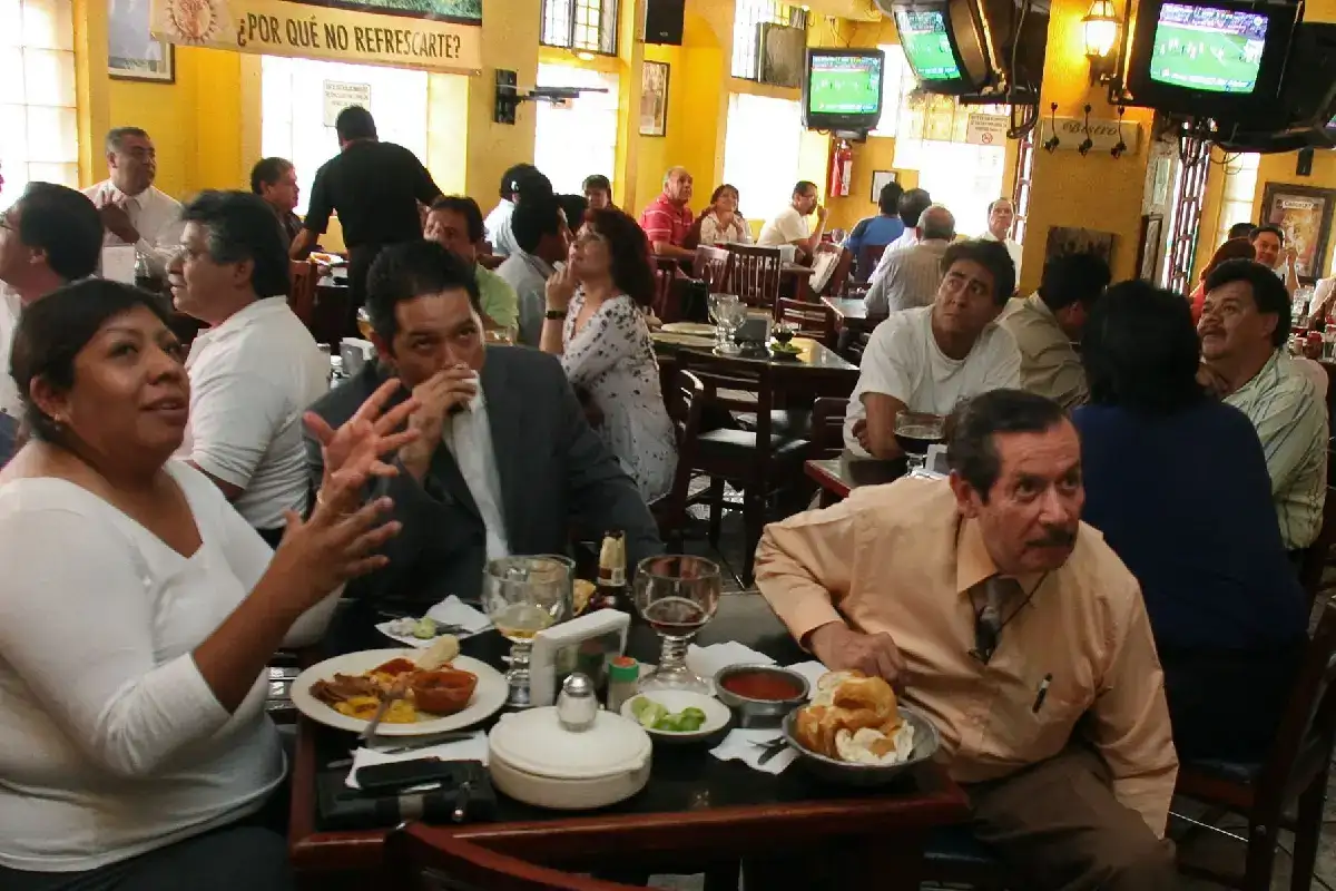interior de una cantina tradicional
